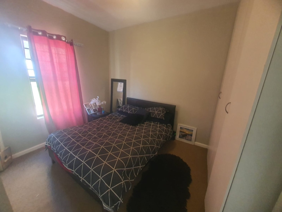 To Let 2 Bedroom Property for Rent in Nahoon Valley Park Eastern Cape